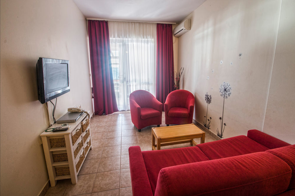 Aparthotel Castrum Novum Novigrad Istria Exterior foto
