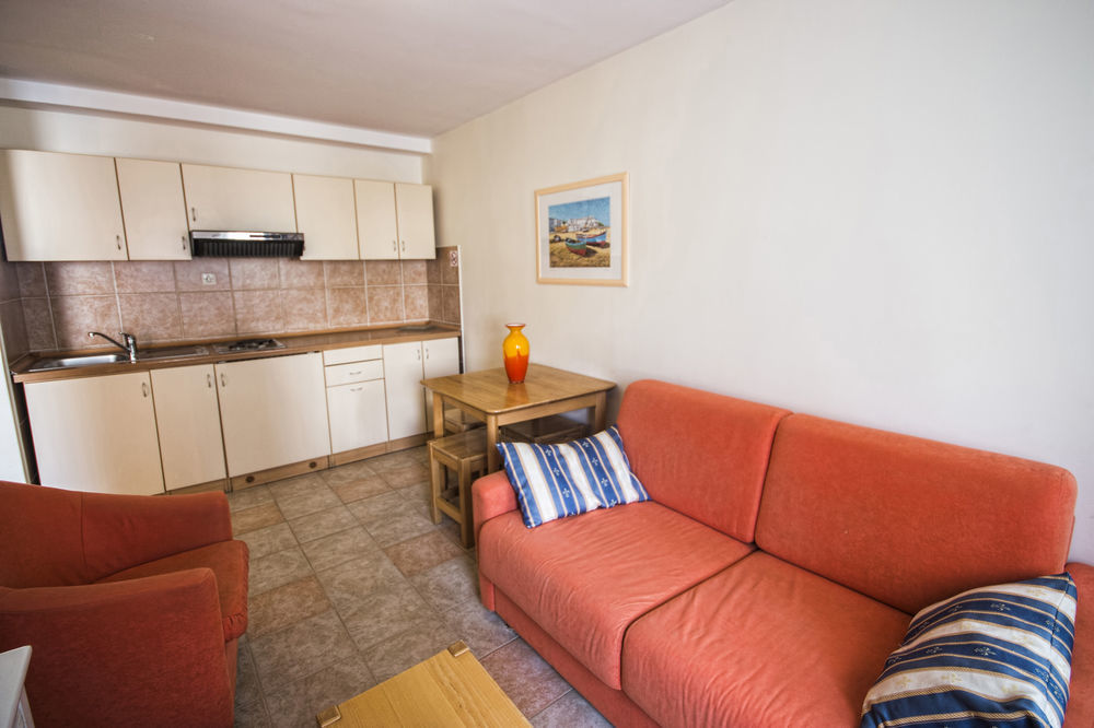 Aparthotel Castrum Novum Novigrad Istria Exterior foto